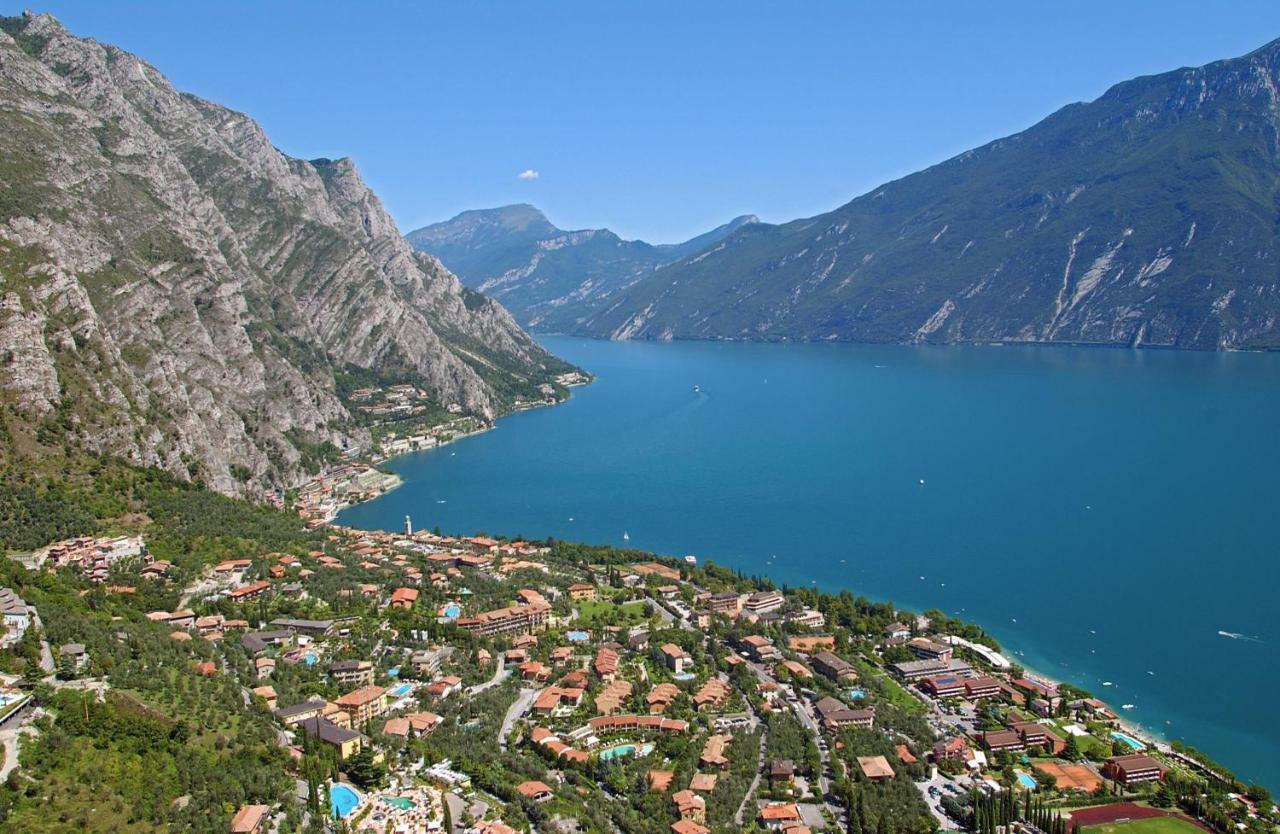 Bella Vacanza Limone リモーネ・スル・ガルダ エクステリア 写真